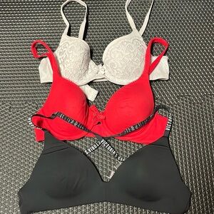 Victoria’s Secret bras